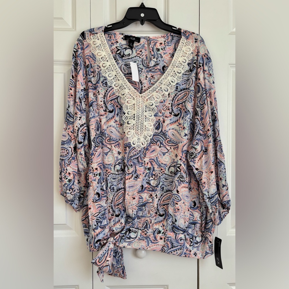 AGB WOMEN'S TOP SIZE 3X V NECK CROCHET 3/4 SLEEVE PAISLEY PULLOVER TASSELED